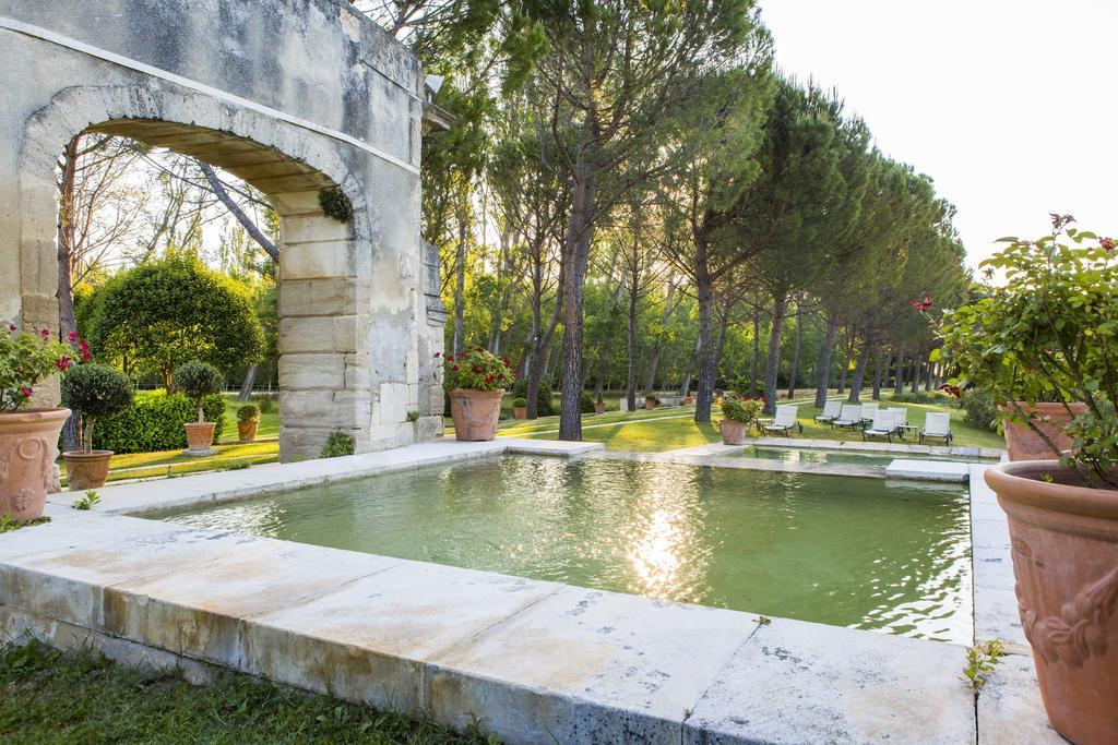 Chateau Talaud Panzió Loriol-du-Comtat Kültér fotó