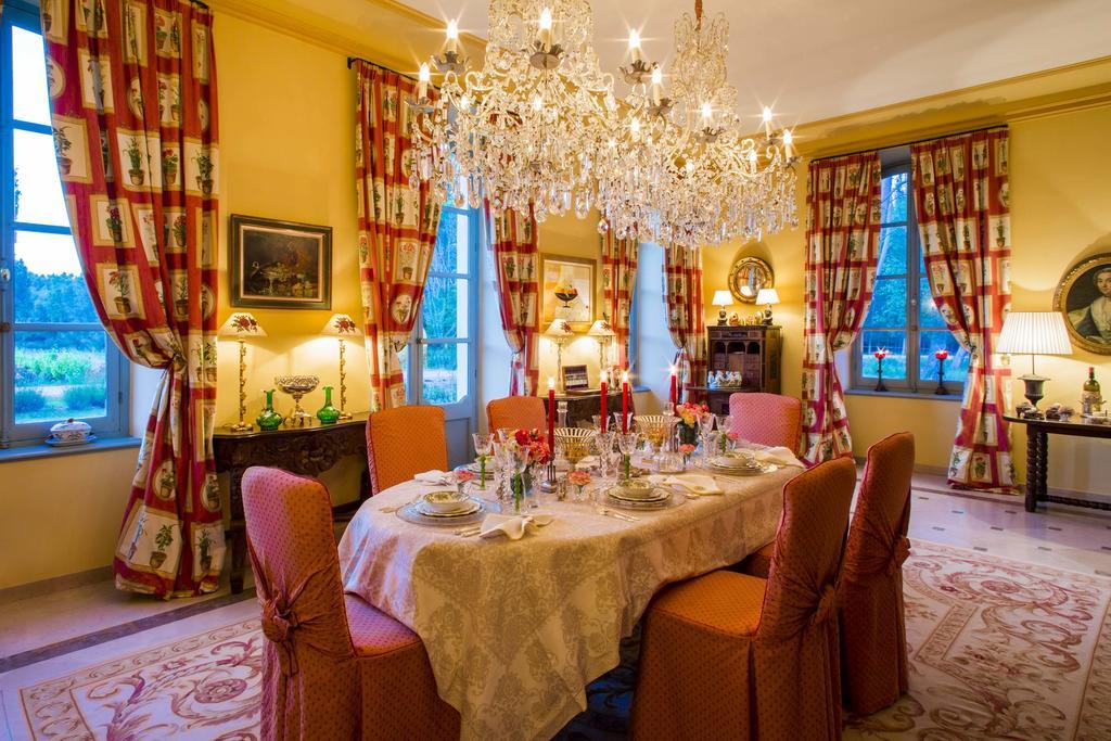 Chateau Talaud Panzió Loriol-du-Comtat Kültér fotó